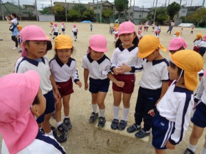 縄手中学校までお散歩に行ったよ☆年中組