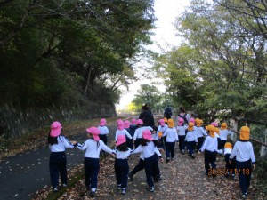 らくらくセンターにお散歩に行ったよ★年中組