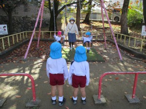 大池公園にお散歩にいったよ♪年少組