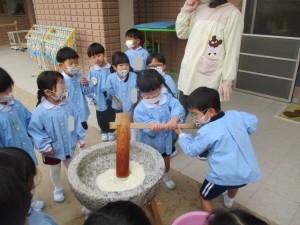 おもちつき