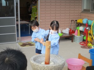 おもちつき
