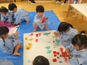 ★年少組★　氷絵の具をしたよ！
